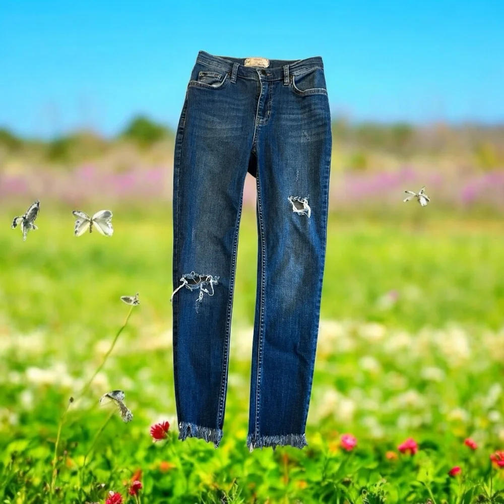 Free People Womens 26 Blue Jeans Distressed Straight Leg Frayed Cuffs Mid Rise
